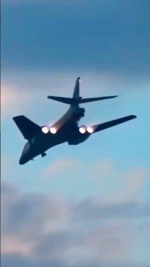 Rockwell B-1 Lancer Afterburner Flyby