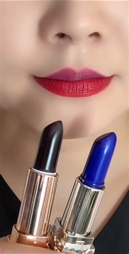 Black + Blue Layering Creates a Stunning Purplish-Red Lip | Long-Lasting Non-Fading Lipstick