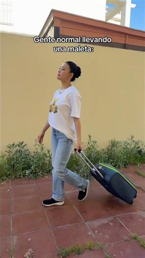 Gente NORMAL con una maleta VS yo 🤣👀