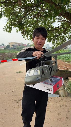 Review Máy Bay Trực Thăng Điều Khiển Từ Xa UH 60