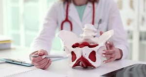Female Gynecologist Shows Location Pelvis Muscles Stock Footage Video (100% Royalty-free) 1100710607 | Shutterstock