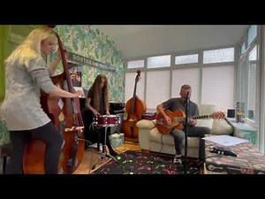 Please Mama Please - Rockabilly Family