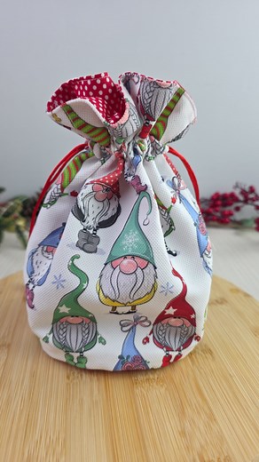 How to Sew a Cute Gnome Fabric Pouch 🧵#GnomeBag #ChristmasDIY #FabricPouch #EasySewingProject #HandmadeGift 🎅✨ | Narin handicrafts