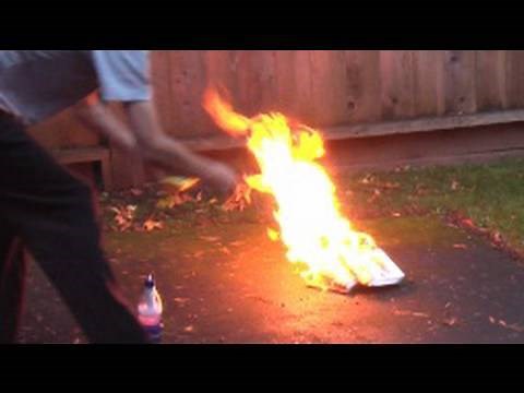 How To Make A Powerful Fire Extinguisher That Puts Out Most Fires - HD
