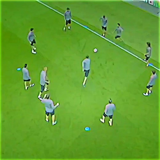 تيكي تاكا برشلونه الزمن الجميل 🔥🥵 #تيم_fbi⚡ #ليونيل_ميسي🇦🇷 #حمودي_ديباي🍋 #foryou #تيم_الكرة_المستديرة💎