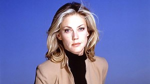 Que devient Ally Walker, l'héroïne de Profiler, l'une des séries culte de La Trilogie du samedi ? - Grazia
