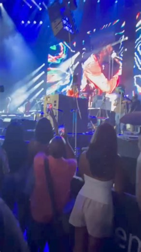 **Buju Banton Makes Triumphant Return: Sold-Out NYC Concert Marks 15-Year Homecoming** Buju Banton, the iconic reggae star, stunned fans at a sold-out concert in New York City last night, marking his first performance in the Big Apple in 15 years. The event, attended by a massive 19,000 fans, not only showcased Banton's legendary talent but also symbolized a remarkable comeback after years of legal battles and exile. In 2009, Banton was imprisoned in the United States for drug-related charges, s