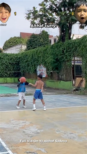 Stephen Altav Wardell Curry 😳