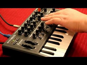 MicroBrute House demo