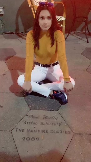 Living the dream 😍#fyp #vampirediaries #mysticfalls #elenagilbert