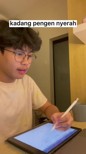 Creative Drawing Techniques Using a Stylus on Tablet