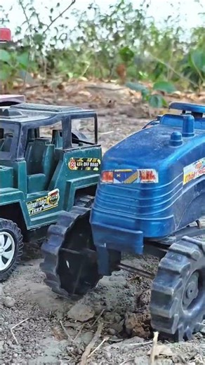 Amazing Tractor Action 🚜💪 | Mud Driving & Powerful Performance in Village