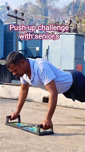 push-up challenge with senior,s #motivation #push-up #atheletic #pushday #hardtraining