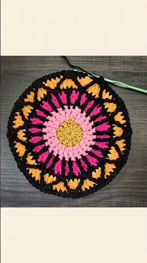Picture perfect stained glass 👉Must try crochet granny square ‪@sara1111‬