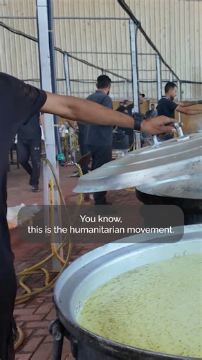 This community kitchen run by World Central Kitchen produces 50,000 hot meals every day for people in Gaza. "Our goal is to reach 1 million meals as soon as possible." More on their lifesaving work. 👇 | United Nations OCHA