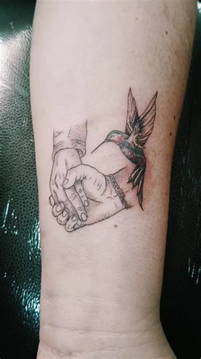 por ti . . . #tattoo #colibri #paratiiiiiiiiiiiiiiiiiiiiiiiiiiiiiii #tatuaje