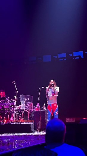 Reliving My Emo Phase with 30 Seconds to Mars | Jared Leto Live Performance