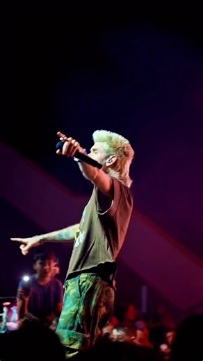 This one hits different live. #giants #coltondixon | Colton Dixon