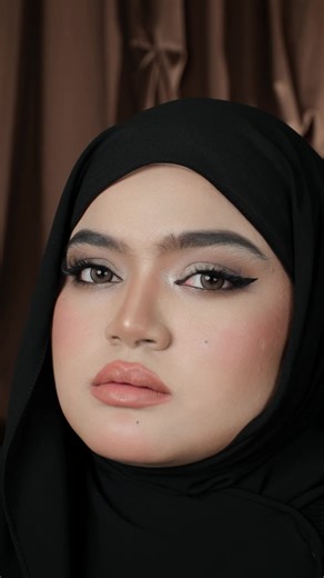Glamorous Arabic Eye Makeup for Iftar Nights