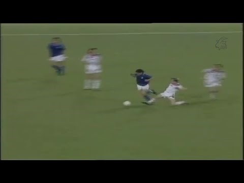 Roberto Baggio vs Czechoslovakia - World Cup Italia 1990 - Greatest World Cup Goals