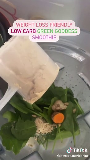 Easy 5-Minute Low Carb Smoothie Recipe for Breakfast