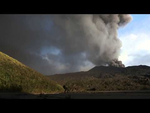 Dukono: Eruptions and crater view