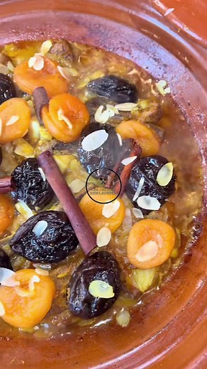 Recette de Tajine d’agneau aux pruneaux et abricots
