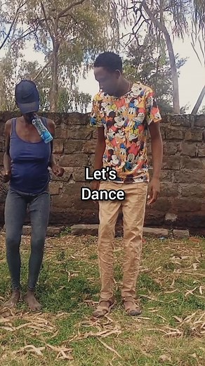 Dancing Luo song with Shiko ma mzungu Mufti #viral #fyp #tiktokkenya #trendingtiktok #streetboyke #streetfamily #foryou #following #trending #street