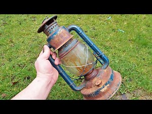 Very Rusty Oil Lamp Restoration [DIETZ D-LITE]