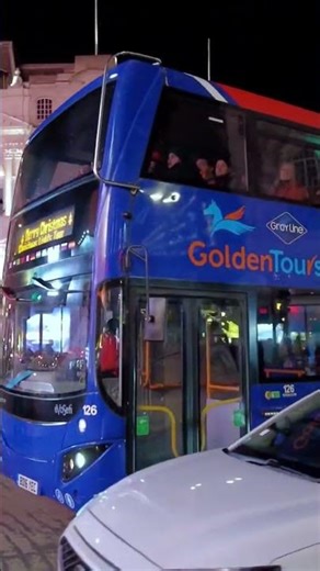 London’s Festive Bus Ride 🚍 | Christmas Lights 2025 in 4K