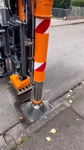 Gully Cleaner Machine in Action! #cleaner #machines #shorts