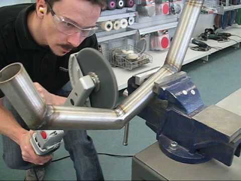Superschnell Metallrohre schleifen, satinieren, polieren.wmv