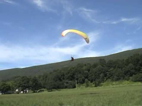 Paragliding lessons: what to expect on the first few days