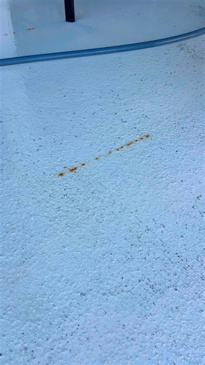 Removing rust.#pressurewashing #powerwashing