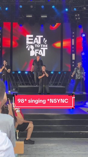 @98° singing @*NSYNC Tearin’ up my heart ❤️ for the record it’s hard to record when your not in the front #98degrees #98degreesepcot #98epcot #eattothebeatconcert #98degreesconcert #98degreesdisney #disneyconcert #nsync #tearinupmyheart
