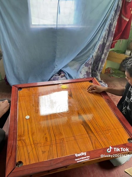 ဆရာကြီးလို့တော့ပြောတာပဲ😂#luckycarrom #carromskills #carromking #luckyဇယ်ဘုရင် #luckyလက်တောက်ခုံရောင်းဝယ်ရေး