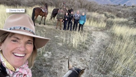 Sandy police officers, fellow riders team up to bring frightened horse to safety