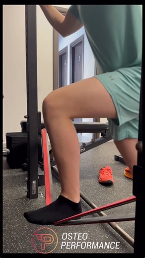 Osteo Performance on Instagram: "Sunday hits different when it’s knee rehab — no excuses, just reps. #osteoperformance #dryneedlingromania #bucuresti #kneerehab #healthytmj"