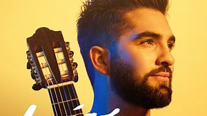 "Tiago" : Kendji Girac fait une déclaration d'amitié et rend hommage à ses racines