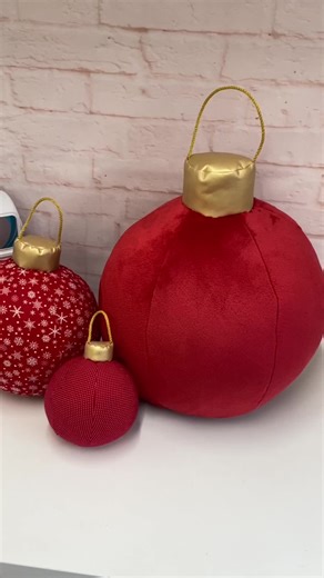 Our Fabric Christmas Baubles have been popular this week, so we thought we would share a closer look at them. They can be made in cotton, fleece, corduroy...so many possibilities! Find the pattern here - https://www.owlandsewingcat.com/collections/shop-the-show