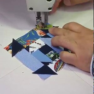 372K views · 9.3K reactions | DIY scrap fabric to make a luxury bag!square frame patchwork tote bagmake a luxury bagsquare frame patch work tote bag | Sewing Tips | Facebook