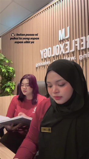 Refleksi Kaki di LM Reflexology: Perawatan yang Menyenangkan