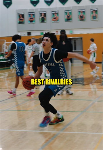 It was a good night to be a Drake 😮‍💨 The other night, a big rivalry game went down between Woodinville and Bothell so I had to pulll up!! Both teams came ready to play and ESPN was even in attendance (kind of)… 😳 Follow this page for the best highlights in the PNW!! #inevitableathlete #highschoolhoops #ballislife #woodinville #bothell