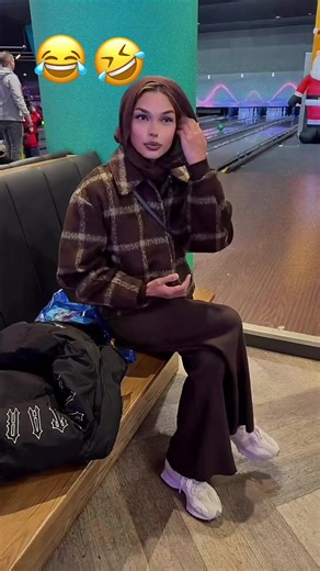 tu achi baat hain na na paisa ho gya na wazaan uper jaya ga 😌🤣…. 😂😂😂🤦🏻‍♀️#REPOST #foryoupage❤️❤️ #fupシforyou #fyp #pakistan