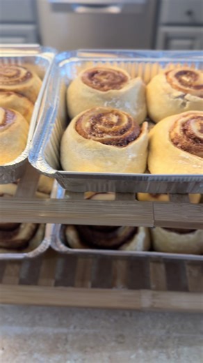 Bake day magic in full swing ✨ Soft, swirly, cinnamon-packed goodness coming out of the oven and heading straight to your pre-orders 🤍 There’s nothing like a cinnamon roll bake day at Mrs. Smith’s Bread #bakeday #cinnamonroll #sourdoughcinnamonrolls #microbakery #homebakery