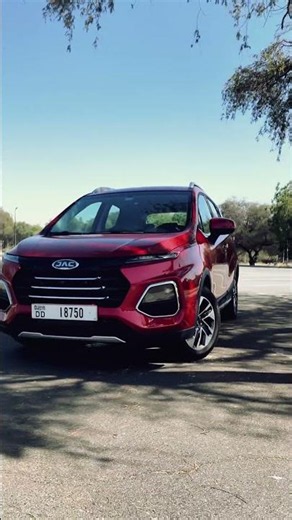 Confidence comes in red. ​Meet the JAC JS3.​