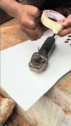 How to make a hole in plywood using a screw #woodworking #carpenter