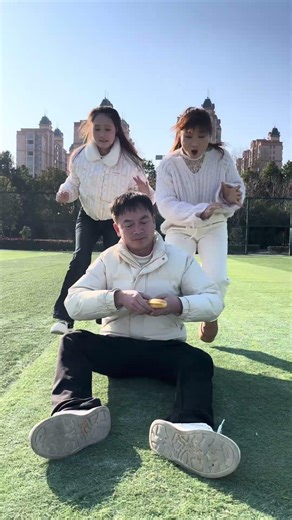 What goes around comes around.#funny #viral #comedy #memes #food #cute#shorts