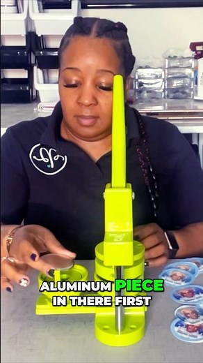 DIY PIN/BUTTON: Easy guide to custom buttons #buttons #fyp #customized