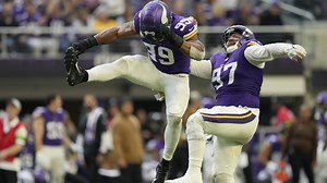 Sports Wrap, Nov. 12: Vikings win their 5th game in a row